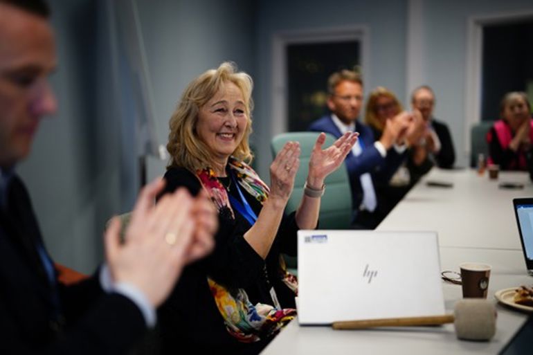 Adm.dir. Torbjørg Vanvik i Helseplattformen var på plass med sine ledere i natt