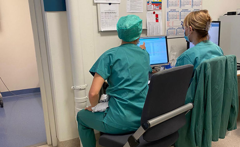 Bildet viser aktivitet under parallell journalføring ved St. Olavs hospital.