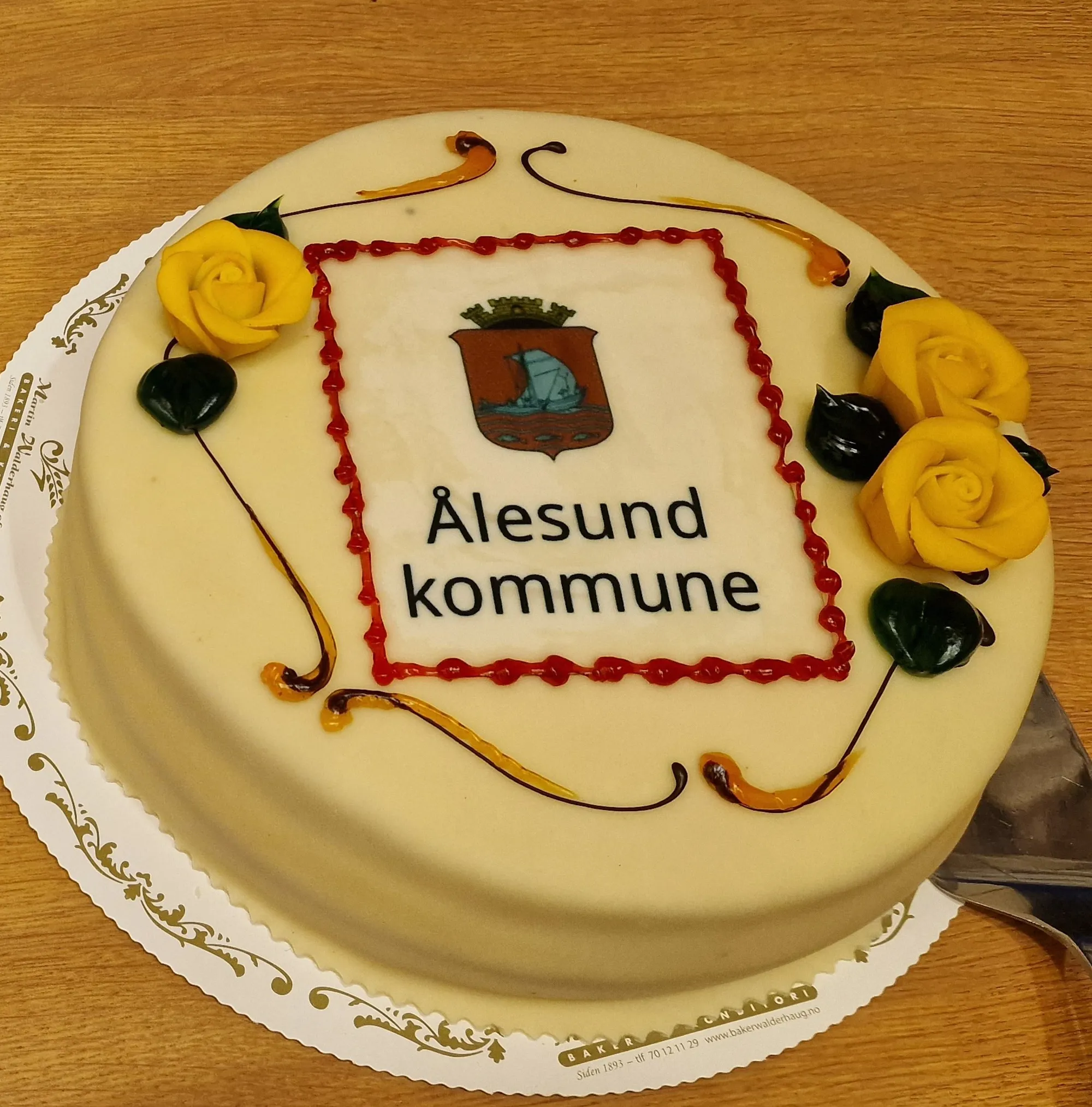 En kake med et budskap på