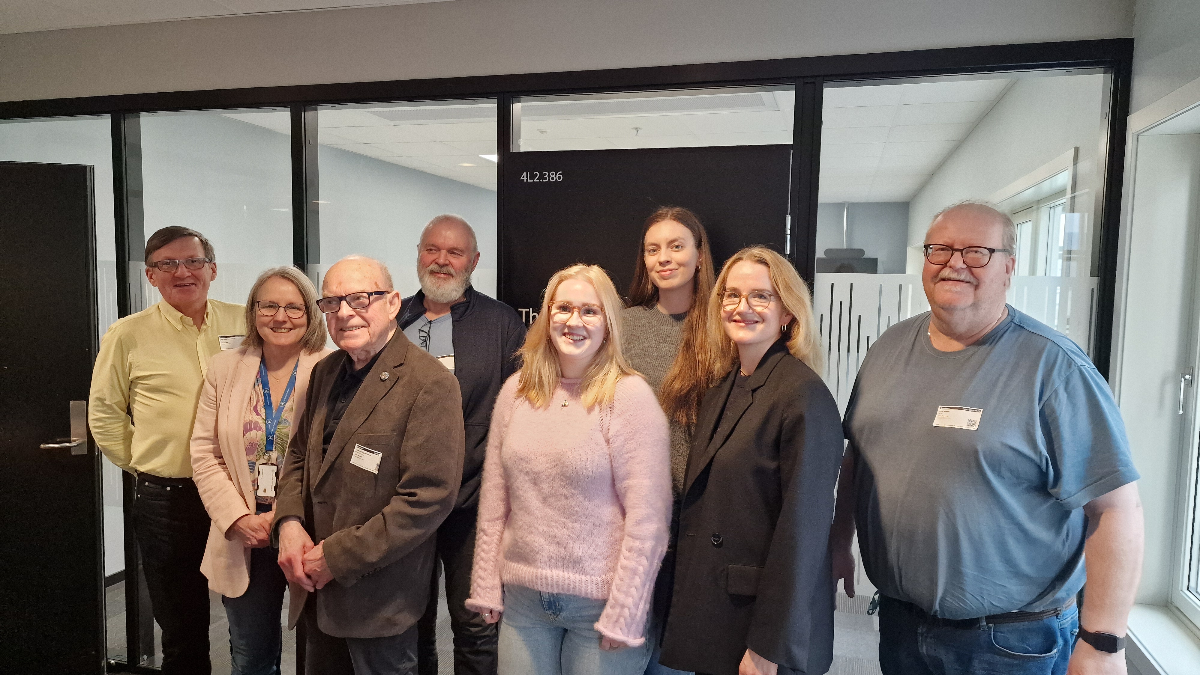 Brukerutvalget poserer sammen med Siri Berg